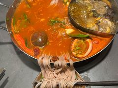 -楠小云·云南鲜菌·鲜牛自助火锅(九眼桥店)