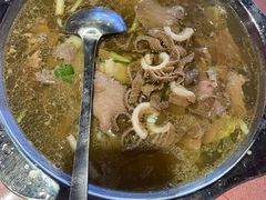 -谢老五跷脚牛肉·非遗传承店