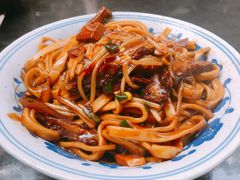 -珠宝街老左杂酱面馆