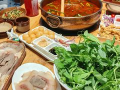 -黔诚多彩火锅(甲秀楼店)