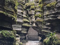 -梭布垭石林景区