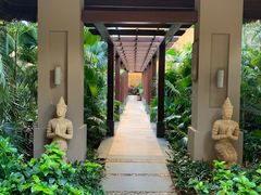 -三亚湾海居铂尔曼度假酒店