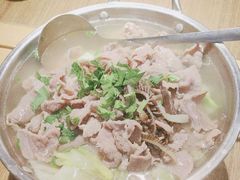 -肖四女乐山跷脚牛肉(世博源店)