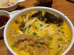 -云海肴·汽锅鸡·云南菜(天山百盛优客店)