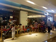 等位区-小鱼小牛·鱼牛干锅·脆鱼火锅(世欧广场店)