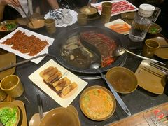 -宽板凳老灶火锅(簋街店)