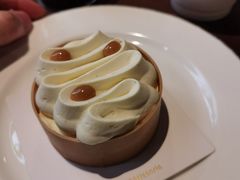 -Fridi Patisserie Cafe