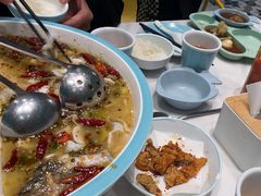 -姚姚酸菜鱼·金戈戈香港豉油鸡(喜荟城联名店)