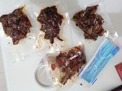 -鑫记婆婆兔·成都特产·兔头手撕兔(太古里店)