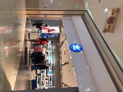 -adidas(印象城购物中心店)