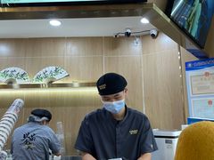 -霸王茶姬(五一路店)
