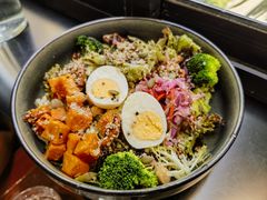 魏斯里沙拉-魏斯理汉堡(西安沣东吾悦店)