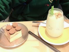 -W CAFE(甜爱路店)