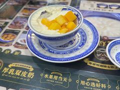 -广信牛奶甜品世家(台东店)