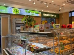 -华荣西饼屋(永护店)