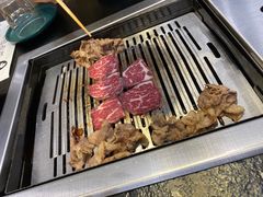 -臻牛烤肉