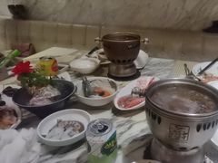 -雍和会海鲜姿造自助(湖东路店)