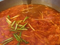 -毛辣果·贵州红酸汤牛肉火锅(西单店)