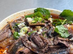 -铭记嘎洒生态鳝鱼(迎春街店)