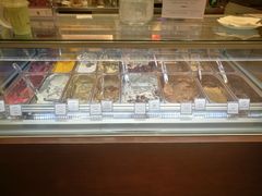 面包甜点陈列柜-VENCHI 闻绮(北京国贸商城店)