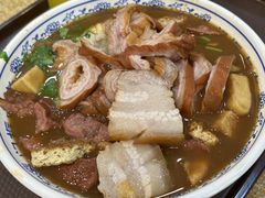 精品肠头菜底-门框胡同百年卤煮(新街口店)