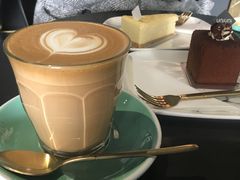 -UNI UNI(环亚凯瑟琳店)