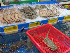 -拉威海鲜市场