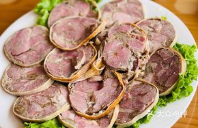 Smoked Intestine and Pork