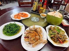 -岛中岛·海鲜大排档·万宁老字号(东澳店)