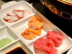 -山焱·炭火自助烤肉(周浦万达店)