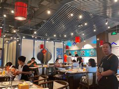 -尚尚仙·酸汤猪手·猪肚鸡火锅(华联万柳购物中心店)