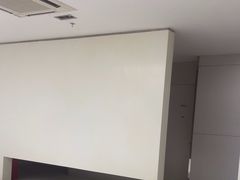 -卡罗酒店(东门晒布地铁站店)