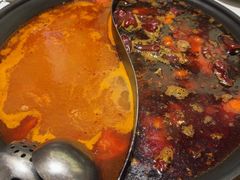 -旧街市鲜货老火锅(大光路店)