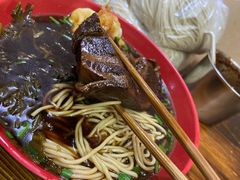 -小龙大肉面馆