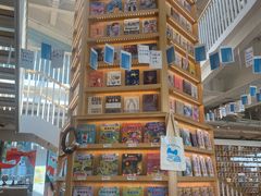 -猫的天空之城概念书店(北戴河蔚蓝海岸店)