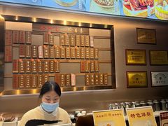 -裕兴记•蟹黄面馆(人民广场店)