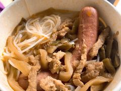 榨菜肉絲湯米粉-美心mx餐厅(友邦香港大楼店)