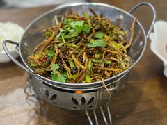 干锅茶树菇-六和孝顺素食餐厅(西湖道店)