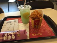 -麦当劳(中唱大厦店)