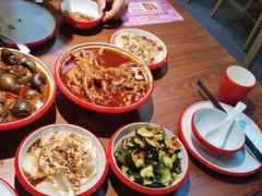 -老闵田螺馆·南昌市井菜·特色小吃(总店)