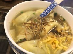 -笑来喜馄饨小笼工坊店(湖滨街店)