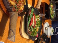 -云海肴·汽锅鸡·云南菜(天山百盛优客店)