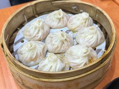 -莱莱小笼·乔艾