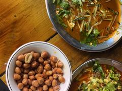 -后街佬·炭火鲜鱼杂(南城店)