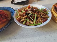 -红盔侠小龙虾(海宁银泰店)