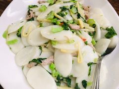 雪菜肉丝炒年糕-李泉居