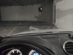 -龙美术馆西岸馆-停车场