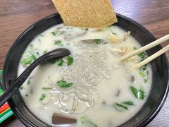 -津津老鸭粉丝馆(正东路店)
