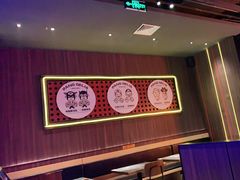 -胖哥俩肉蟹煲(长沙高铁吾悦广场店)