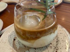 -Chom Cafe and Restaurant